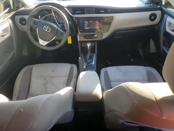 5YFBURHE4HP654180 2017 TOYOTA COROLLA - Image 8
