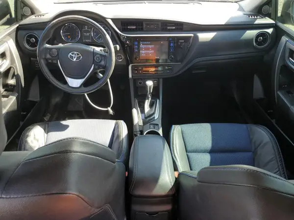 5YFBURHE4HP654793 2017 TOYOTA COROLLA - Image 8