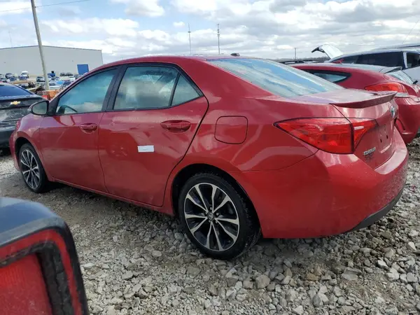5YFBURHE4HP654941 2017 TOYOTA COROLLA - Image 2