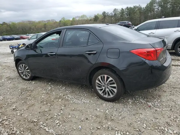 5YFBURHE4HP655037 2017 TOYOTA COROLLA - Image 2