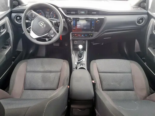 5YFBURHE4HP659847 2017 TOYOTA COROLLA - Image 8