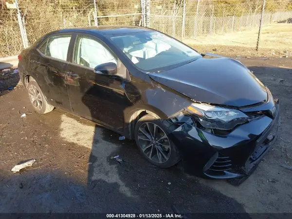 5YFBURHE4HP660500 2017 TOYOTA COROLLA - Image 1
