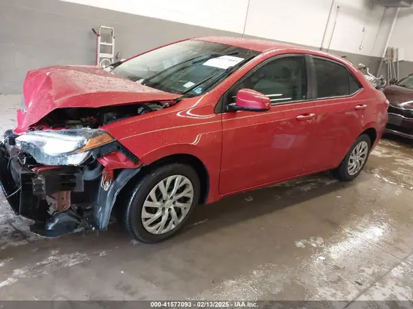 5YFBURHE4HP662991 2017 TOYOTA COROLLA - Image 2