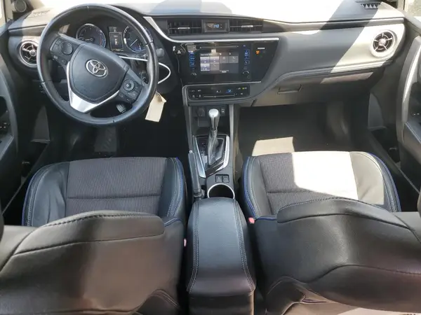 5YFBURHE4HP663252 2017 TOYOTA COROLLA - Image 8