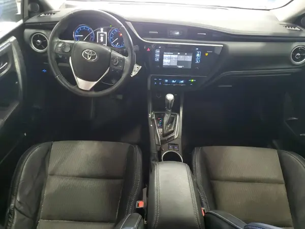 5YFBURHE4HP666099 2017 TOYOTA COROLLA - Image 8