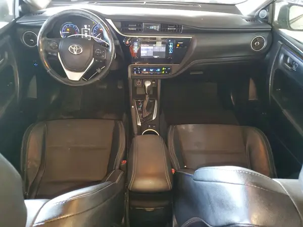 5YFBURHE4HP666524 2017 TOYOTA COROLLA - Image 8