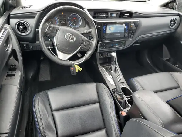 5YFBURHE4HP672503 2017 TOYOTA COROLLA - Image 8