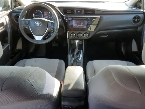 5YFBURHE4HP675465 2017 TOYOTA COROLLA - Image 8