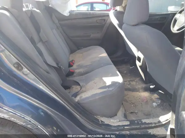 5YFBURHE4HP676440 2017 TOYOTA COROLLA - Image 8