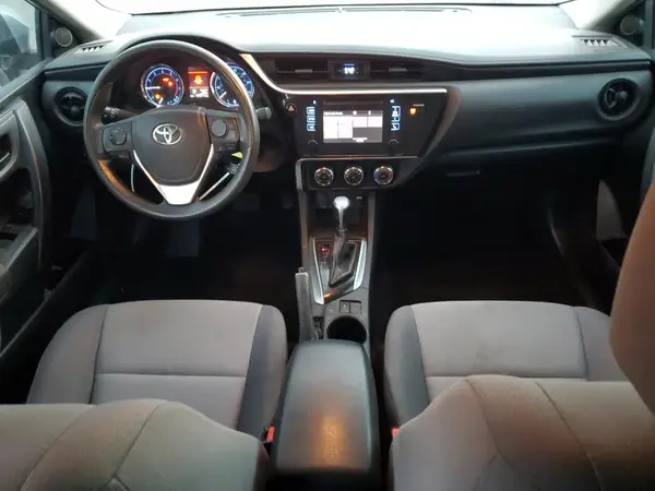 5YFBURHE4HP677846 2017 TOYOTA COROLLA - Image 8