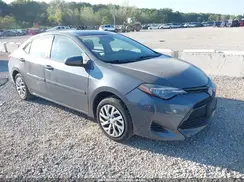 5YFBURHE4HP678673 2017 TOYOTA COROLLA