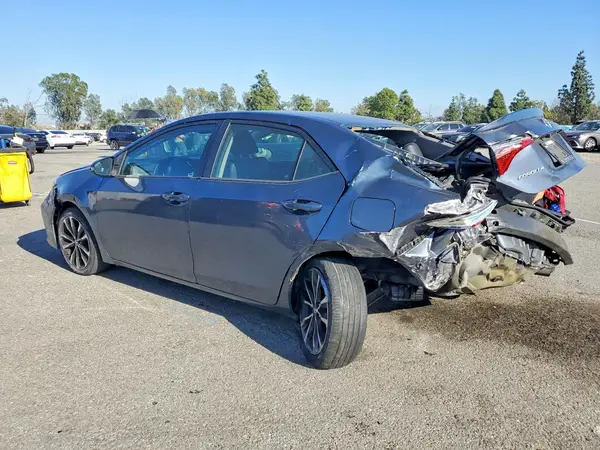 5YFBURHE4HP683131 2017 TOYOTA COROLLA - Image 2