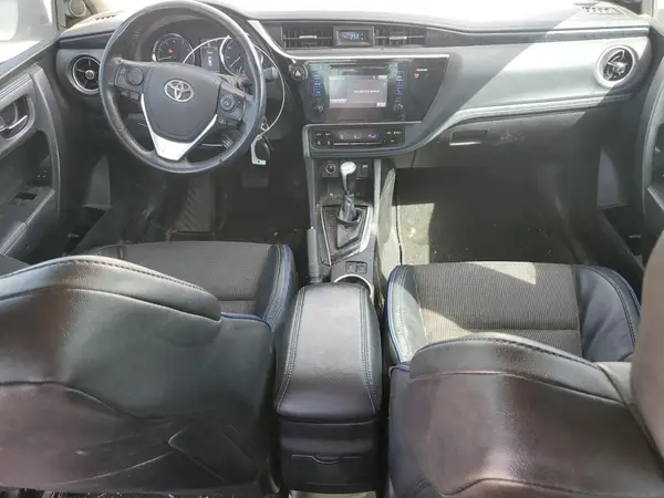 5YFBURHE4HP683579 2017 TOYOTA COROLLA - Image 8