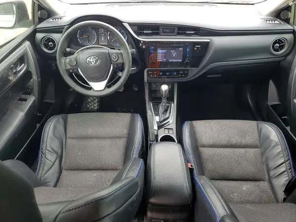 5YFBURHE4HP684215 2017 TOYOTA COROLLA - Image 8