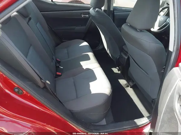 5YFBURHE4HP686613 2017 TOYOTA COROLLA - Image 8