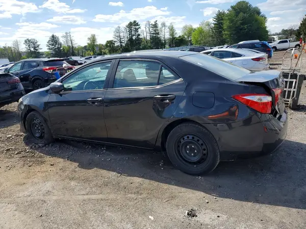 5YFBURHE4HP686689 2017 TOYOTA COROLLA - Image 2