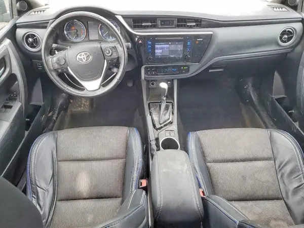 5YFBURHE4HP689432 2017 TOYOTA COROLLA - Image 8