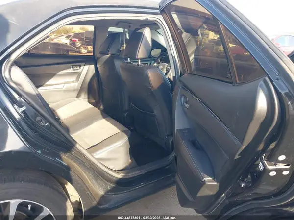 5YFBURHE4HP691097 2017 TOYOTA COROLLA - Image 8