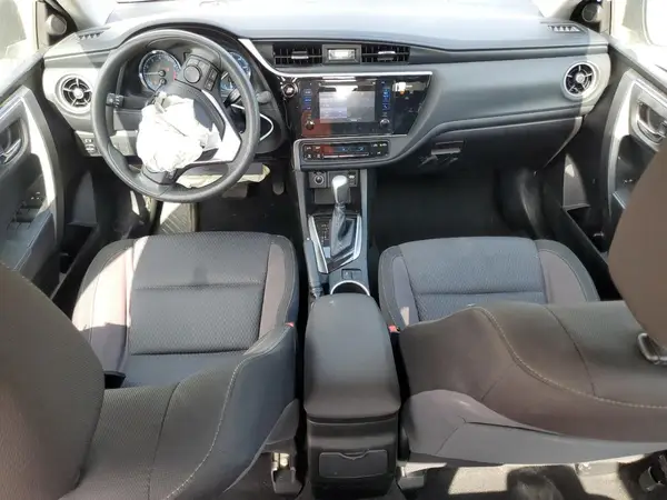 5YFBURHE4HP691956 2017 TOYOTA COROLLA - Image 8