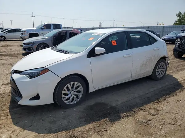 5YFBURHE4HP695120 2017 TOYOTA COROLLA - Image 1