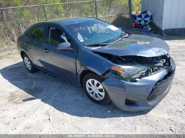 5YFBURHE4HP695571 2017 TOYOTA COROLLA - Image 1