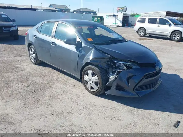 5YFBURHE4HP699118 2017 TOYOTA COROLLA - Image 1