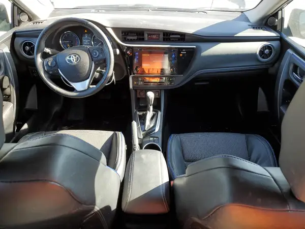 5YFBURHE4HP699152 2017 TOYOTA COROLLA - Image 8