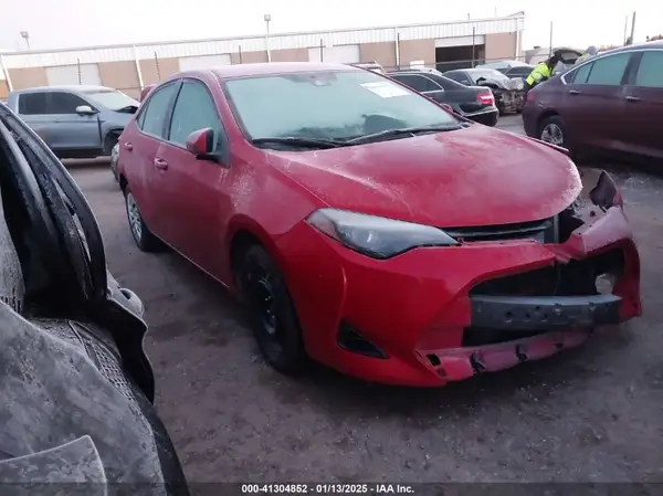 5YFBURHE4HP699832 2017 TOYOTA COROLLA - Image 1