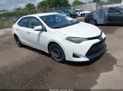 5YFBURHE4HP700008 2017 TOYOTA COROLLA