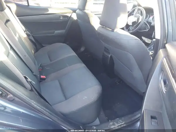 5YFBURHE4HP700011 2017 TOYOTA COROLLA - Image 8