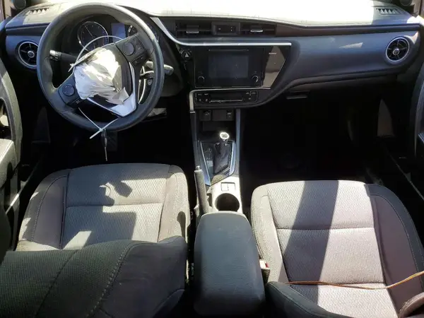 5YFBURHE4HP700347 2017 TOYOTA COROLLA - Image 8