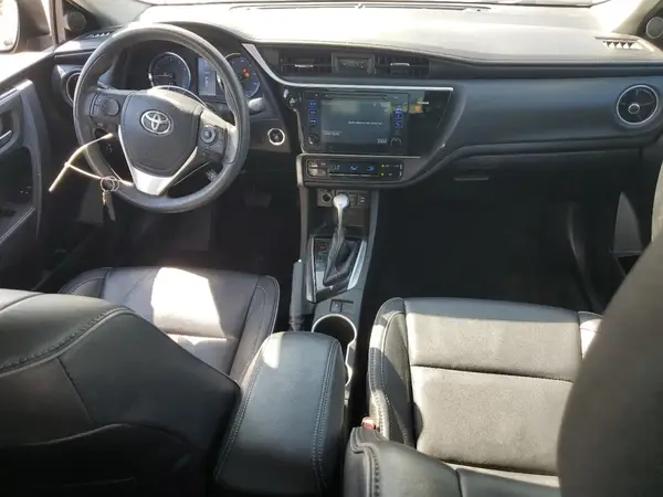 5YFBURHE4HP701496 2017 TOYOTA COROLLA - Image 8