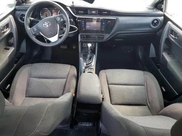 5YFBURHE4HP705273 2017 TOYOTA COROLLA - Image 8