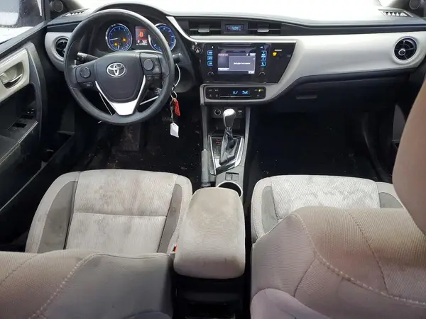 5YFBURHE4HP705354 2017 TOYOTA COROLLA - Image 8