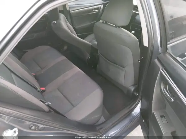 5YFBURHE4HP708254 2017 TOYOTA COROLLA - Image 8