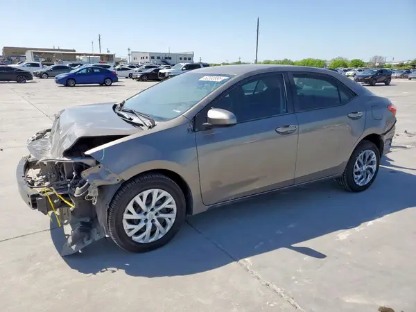 5YFBURHE4HP709114 2017 TOYOTA COROLLA - Image 1