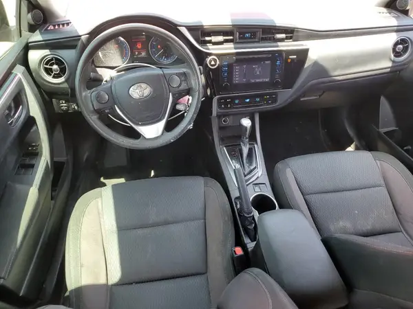 5YFBURHE4HP711834 2017 TOYOTA COROLLA - Image 8