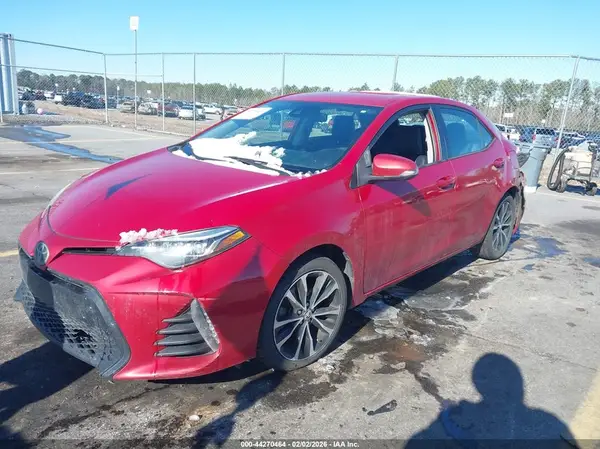 5YFBURHE4HP712689 2017 TOYOTA COROLLA - Image 2