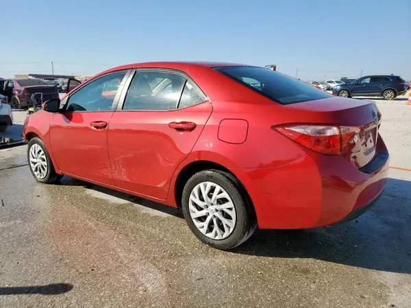 5YFBURHE4HP714720 2017 TOYOTA COROLLA - Image 2