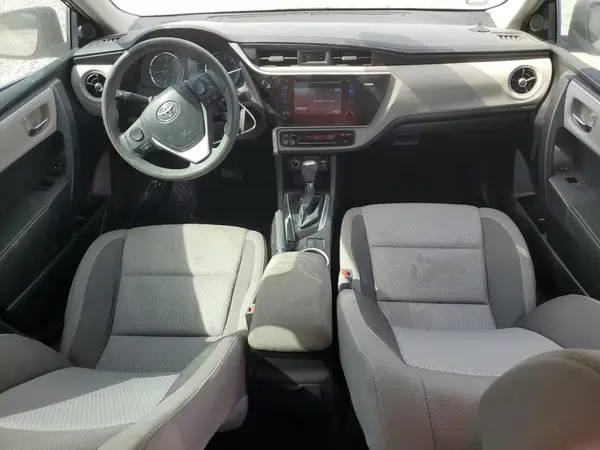 5YFBURHE4HP715673 2017 TOYOTA COROLLA - Image 8