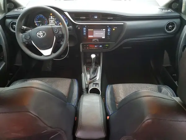 5YFBURHE4HP719125 2017 TOYOTA COROLLA - Image 8