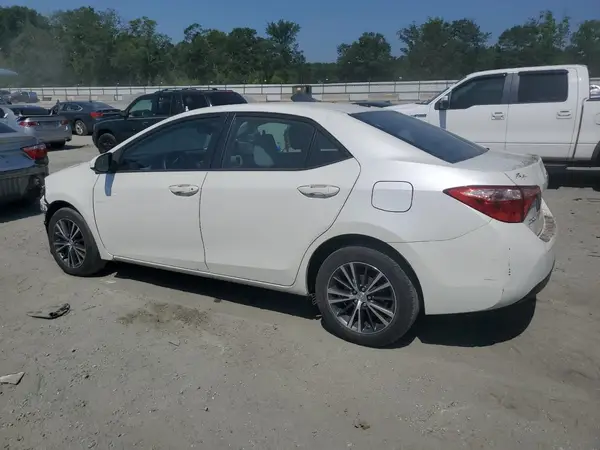 5YFBURHE4HP721229 2017 TOYOTA COROLLA - Image 2