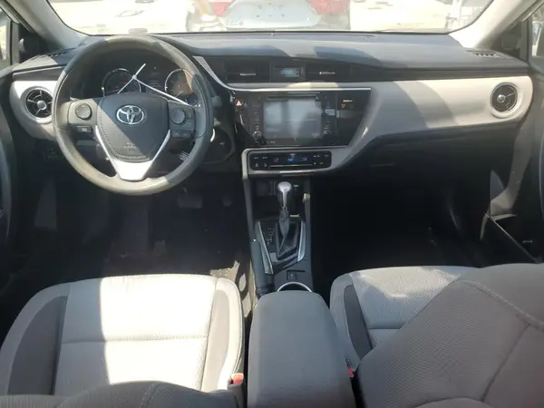 5YFBURHE4HP721229 2017 TOYOTA COROLLA - Image 8
