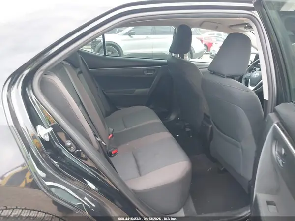 5YFBURHE4HP723496 2017 TOYOTA COROLLA - Image 8