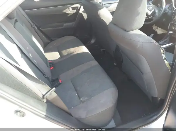 5YFBURHE4HP724969 2017 TOYOTA COROLLA - Image 8