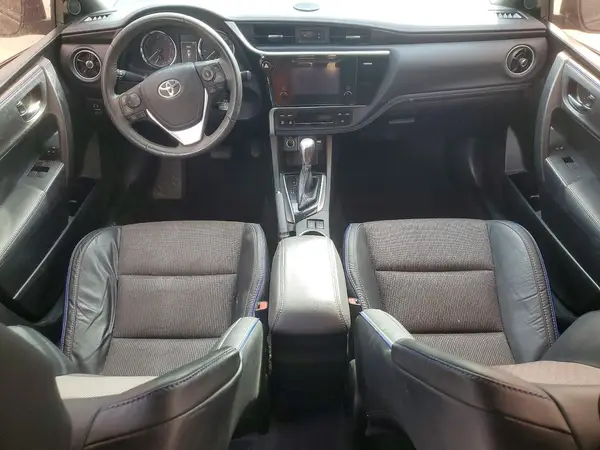 5YFBURHE4HP725071 2017 TOYOTA COROLLA - Image 8
