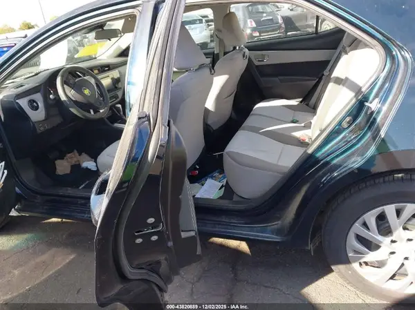 5YFBURHE4HP725412 2017 TOYOTA COROLLA - Image 8