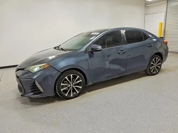 5YFBURHE4HP725989 2017 TOYOTA COROLLA - Image 1