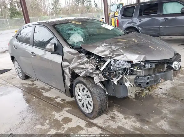 5YFBURHE4HP726530 2017 TOYOTA COROLLA - Image 1