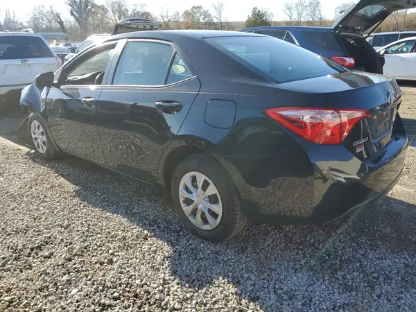 5YFBURHE4HP727547 2017 TOYOTA COROLLA - Image 2